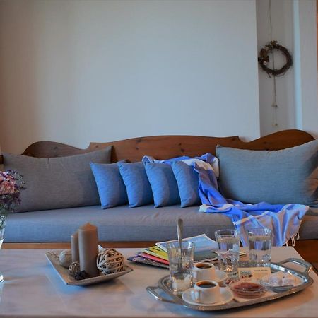 Iason Hotel Apartments Giosonas Bagian luar foto