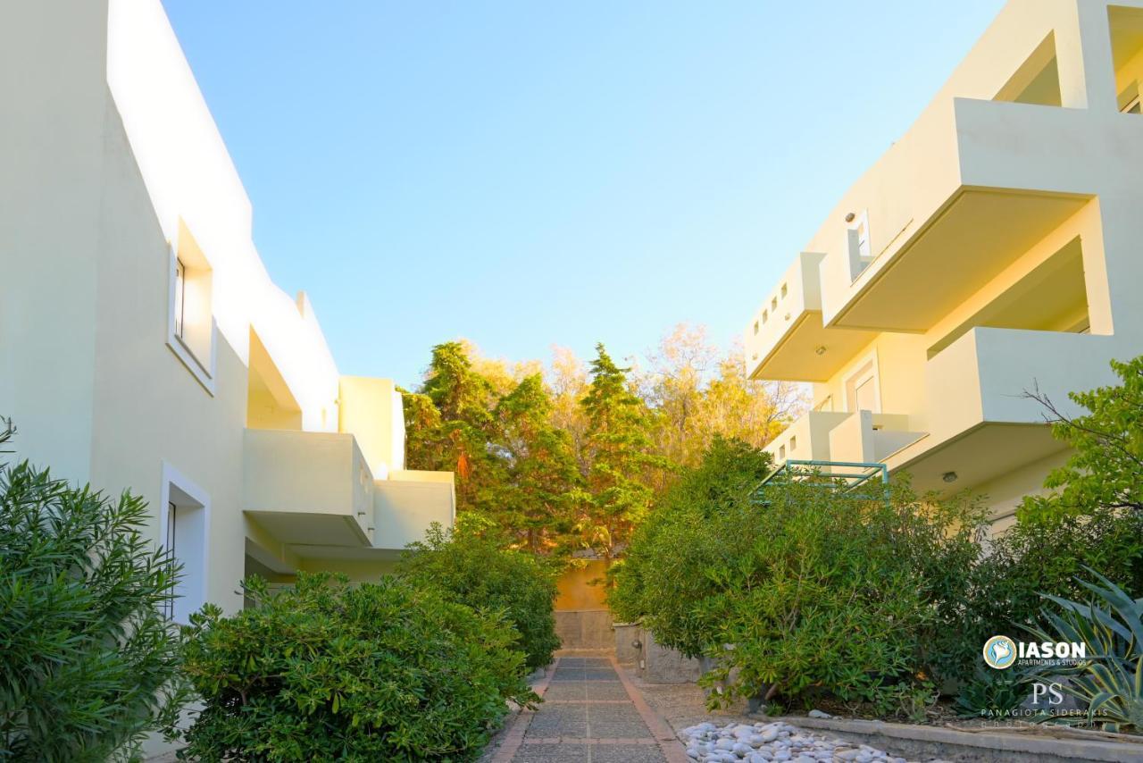 Iason Hotel Apartments Giosonas Bagian luar foto