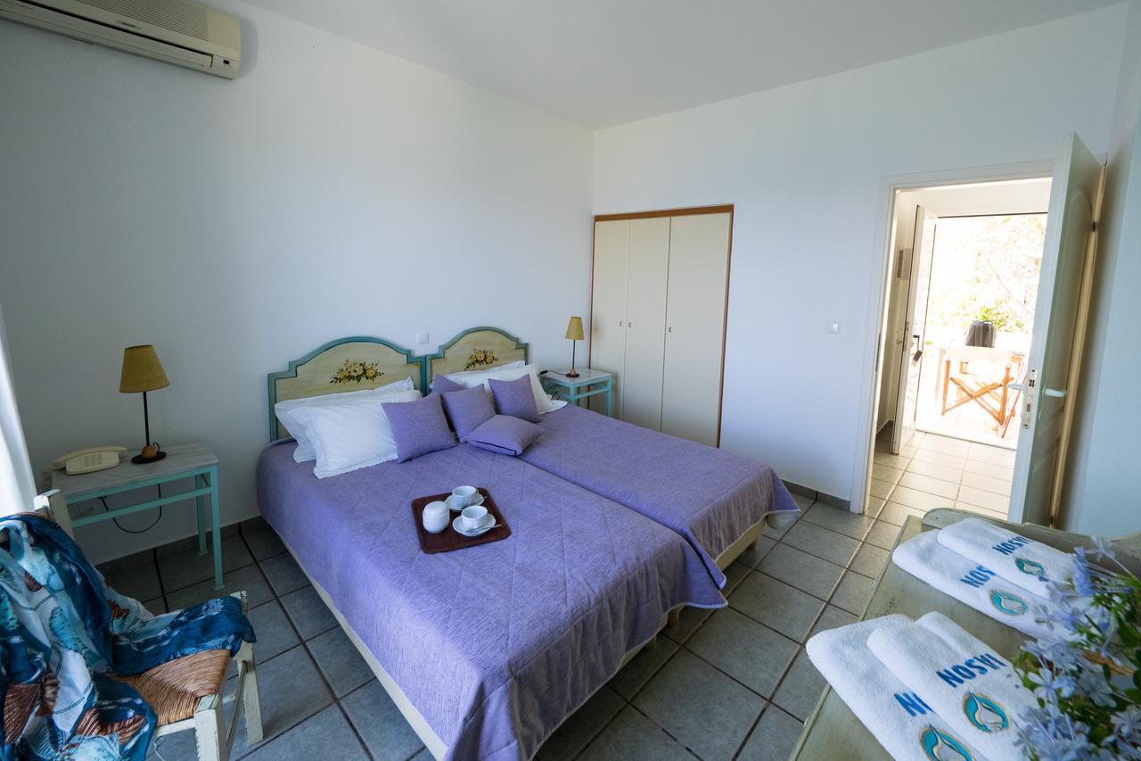 Iason Hotel Apartments Giosonas Bagian luar foto